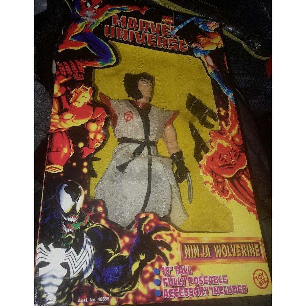 Sealed Marvel universe 1997 10" ninja wolverine